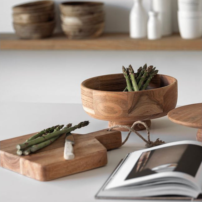 Sögne bolle på stedt akasietre